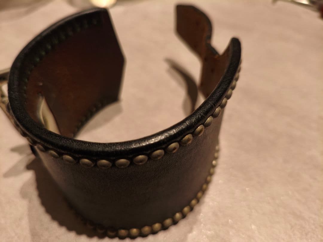 X*Z様 WOLF’S HEAD ウルフズヘッド スタッズ レザーブレス　ヴィン