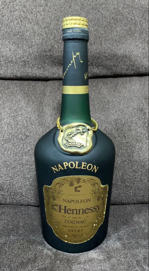 Hennessy Napoleon コニャック700ml 箱付き Hennessy Napoleon コニャック 箱付き