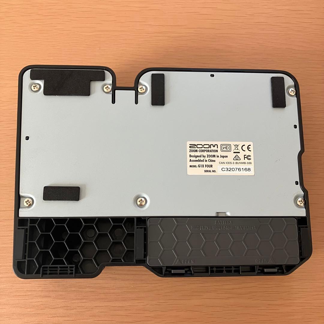 ZOOM G1X FOUR マルチエフェクトプロセッサー