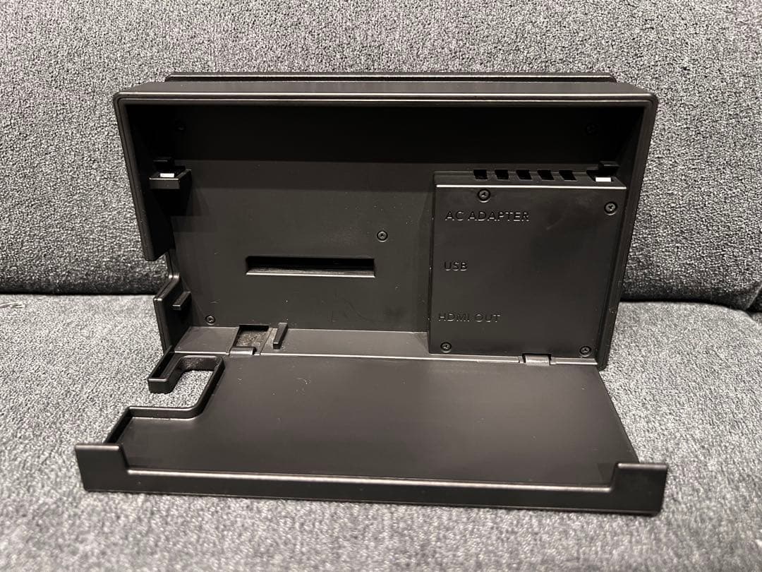 Switch 本体　ブラック　グレー　Nintendo 任天堂　付属品完備