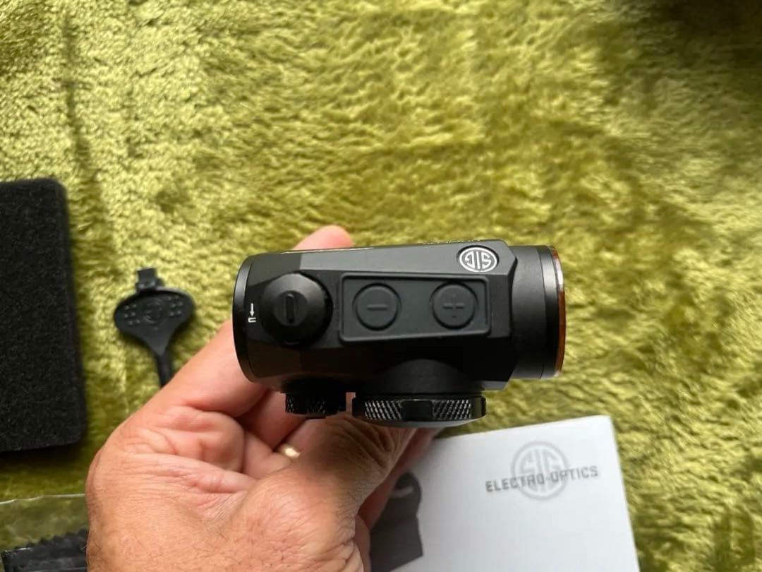 SIG SAUER ROMEO5 ホロサイト　スカラワークタイプマウント付き