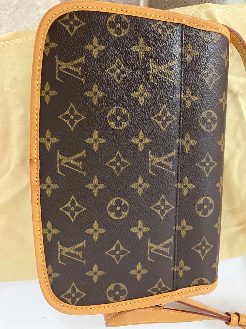 ルイヴィトン ショルダーバッグ