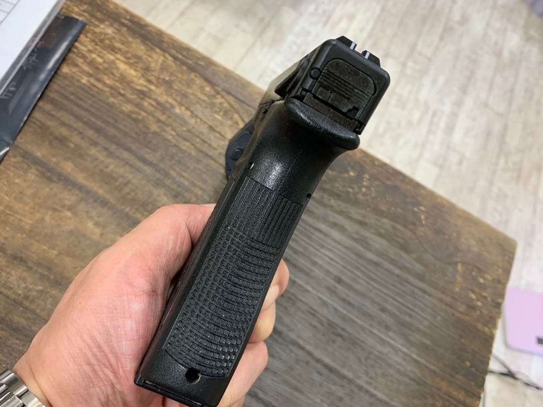 東京マルイ Glock 18Cレーザーサイト付き