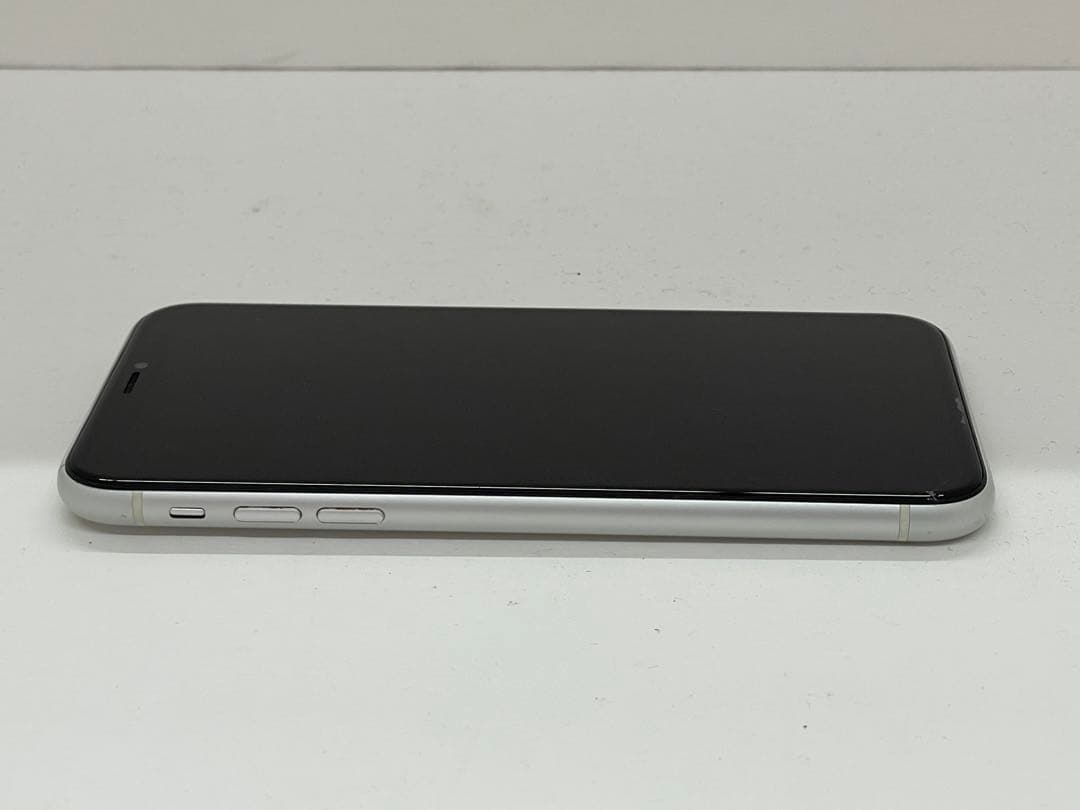 iPhone XR 128GB 背面割れジャンク au