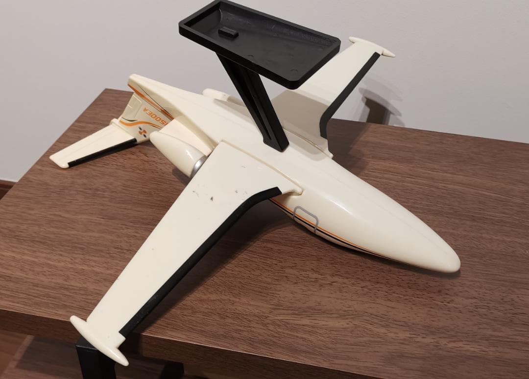 エクリプス500 (Elipse 500)VLJ 航空機模型 スケール 1/24