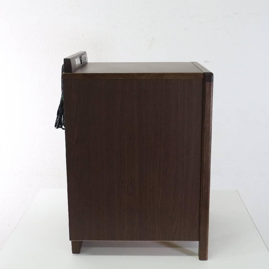 2の1カリモク家具 ナイトテーブル AU8450MK オーク材 コンセント 2