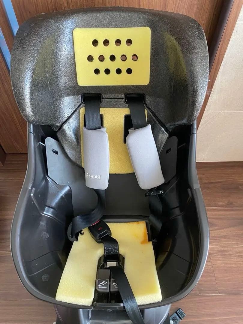 Combi クルムーヴ　スマート　ISOFIXシリーズ　チャイルドシート グレー