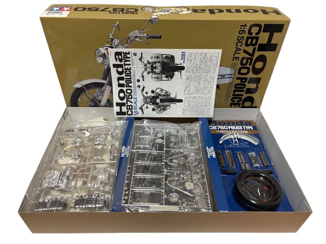 Honda ドリーム CB750 FOUR ポリスタイプ　1/6 未組立 タミヤ