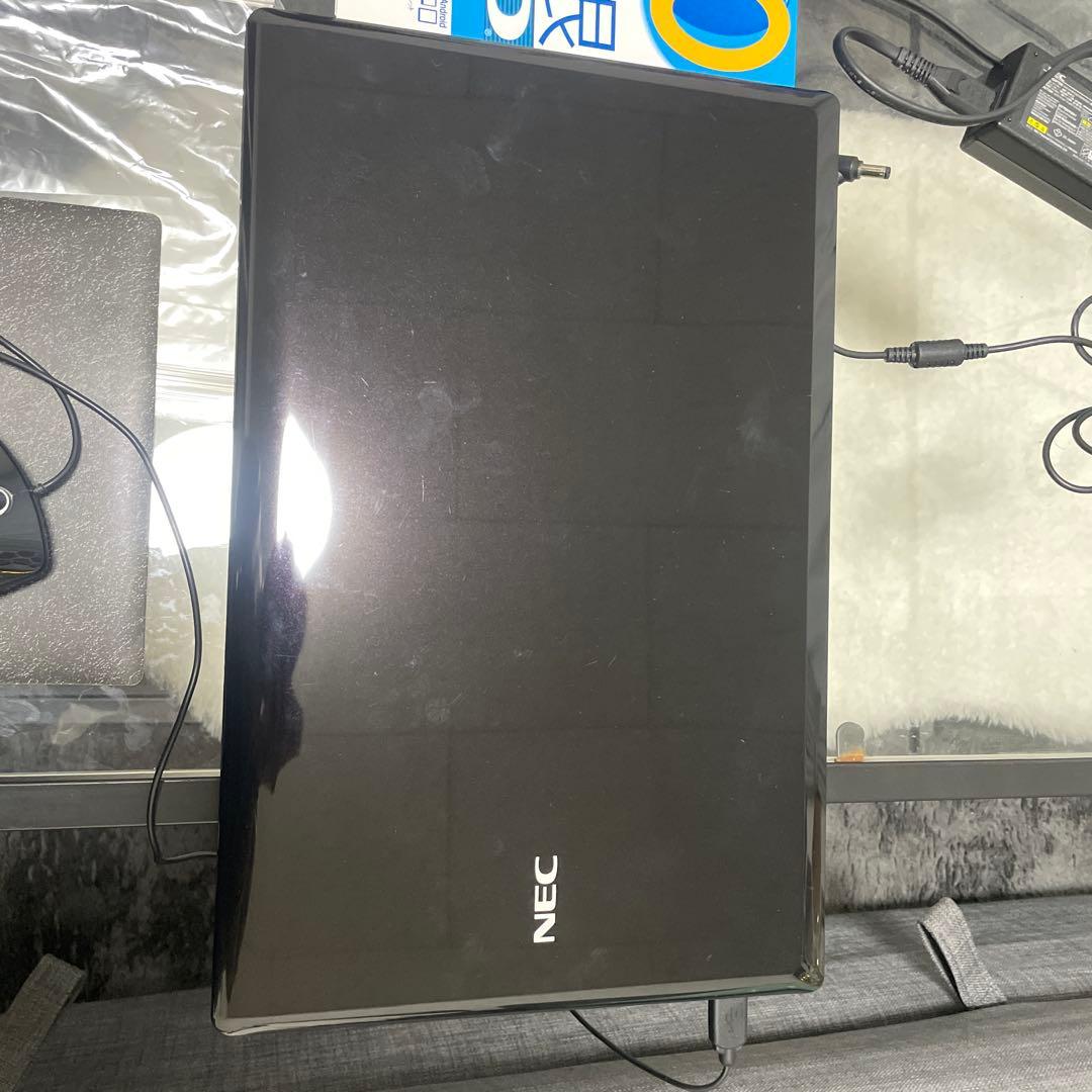 NEC ノートPC 1080p マウス付き NEC 本気の超狭額縁15型モバイルノートPC - 週刊アスキー