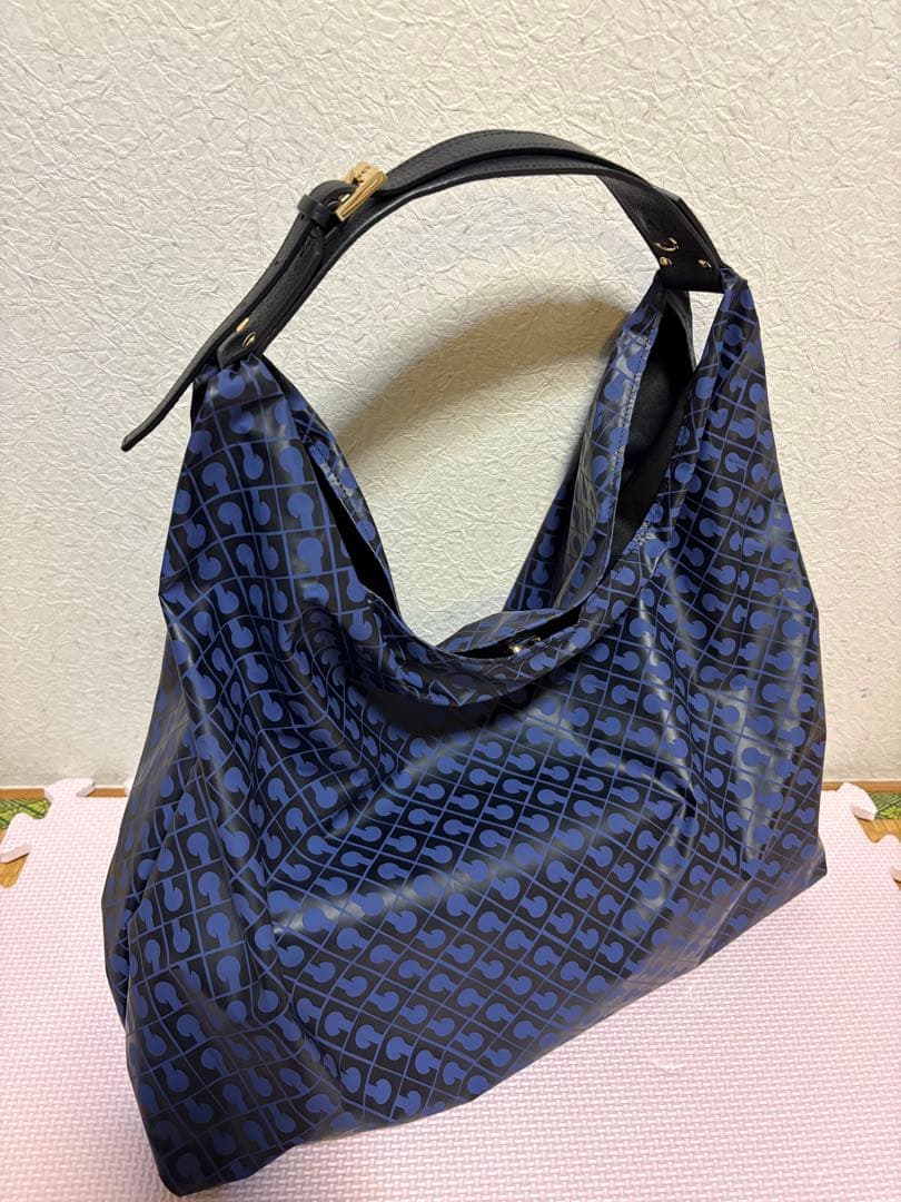 mitsurinさま ☆ソフティ☆ポーチ付きワンショルダー☆ネイビー