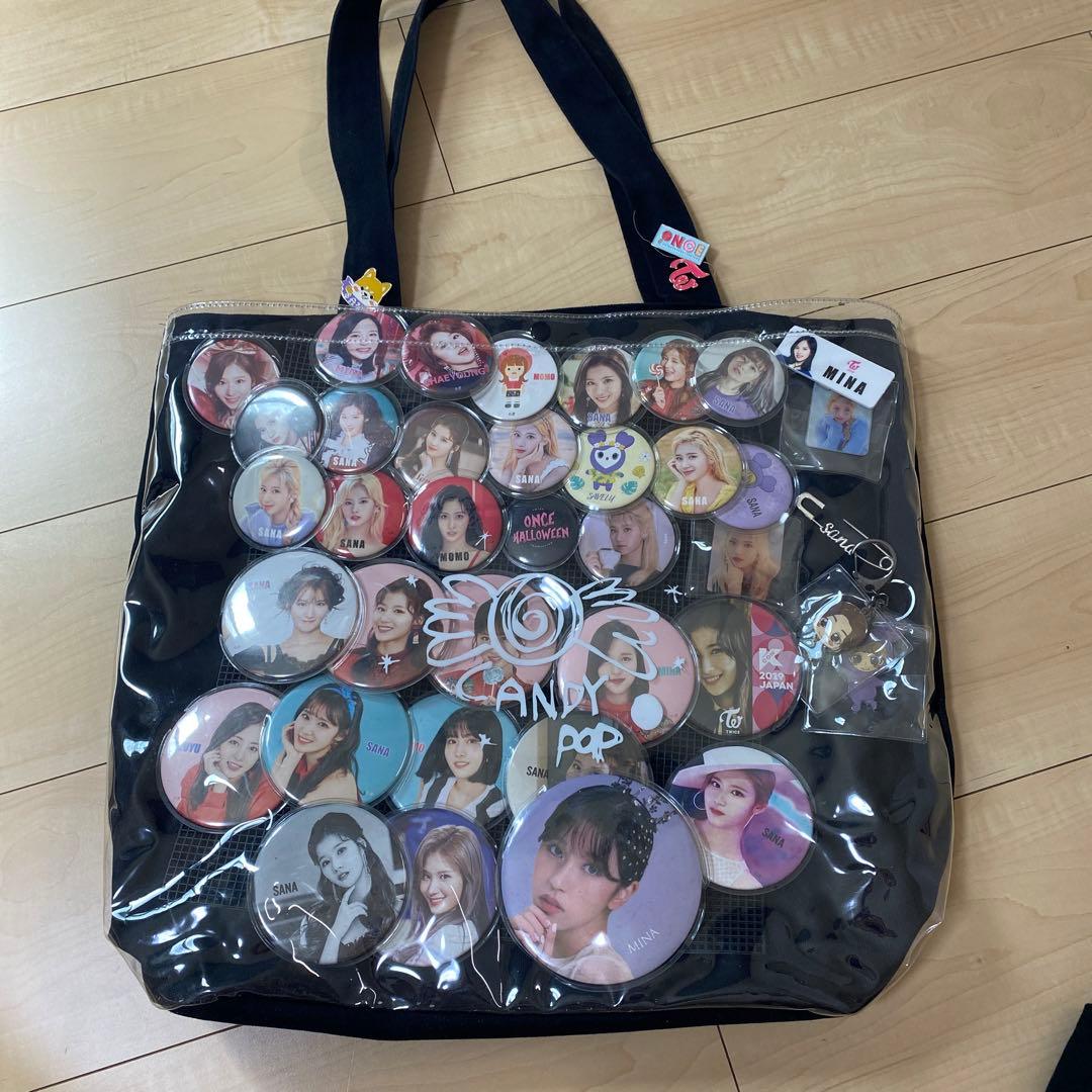 TWICE トートバッグ 缶バッチ 痛バックセット - メルカリ