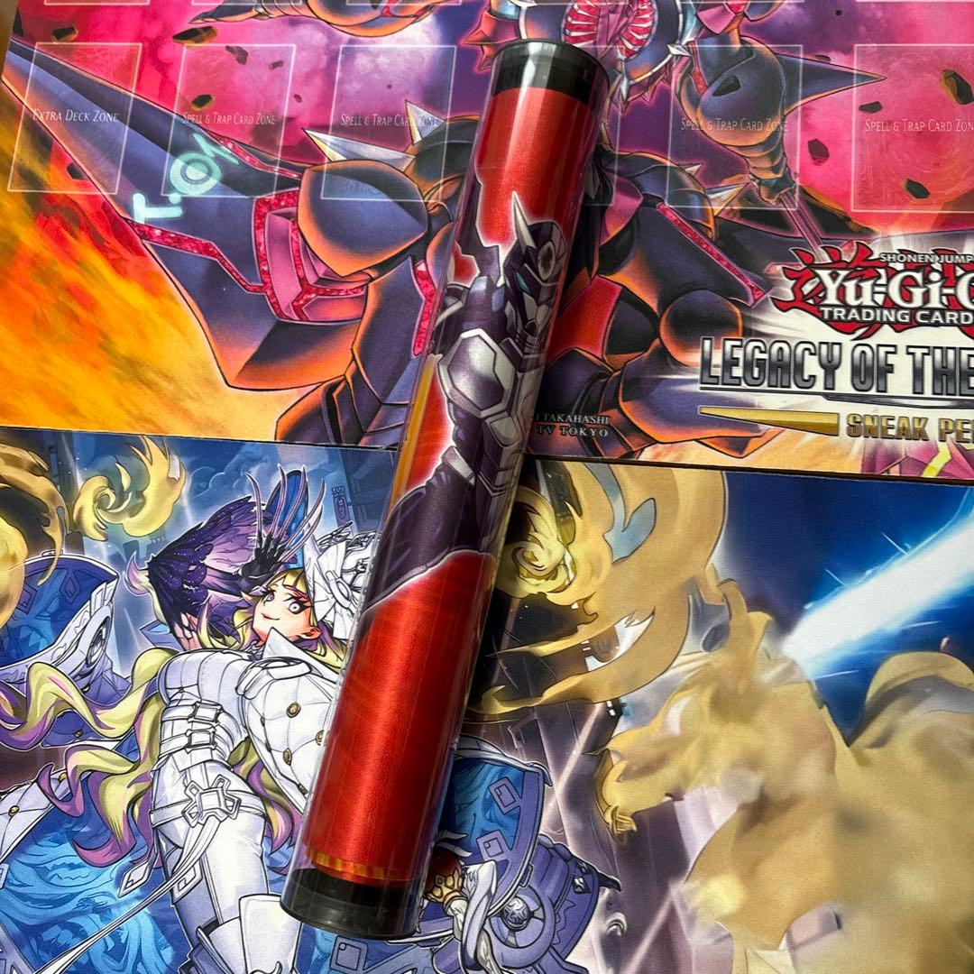 遊戯王　2015 JUDGE プレイマット M・HERO E・HERO ケース付