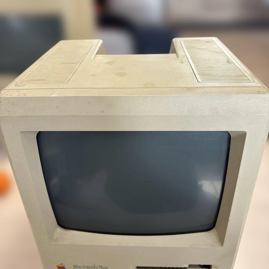 Apple Macintosh Plus デスクトップPC現状渡し品 - メルカリ