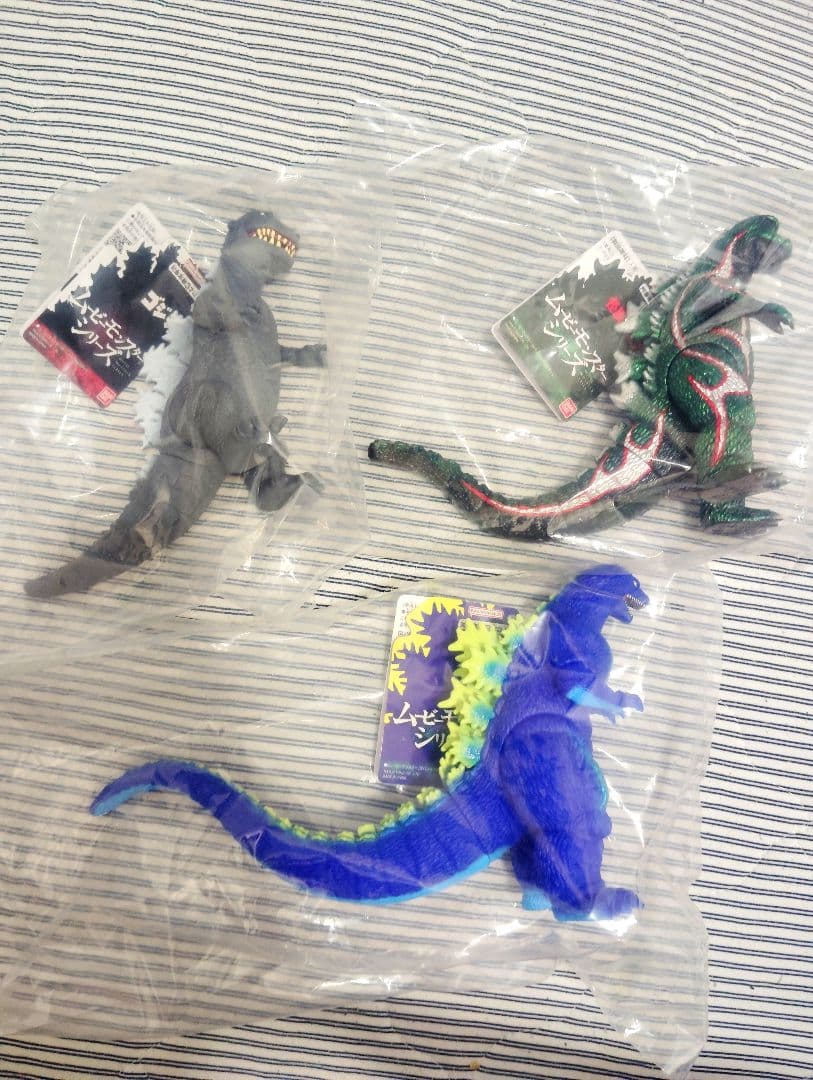 ゴジラザアート ムービーモンスター ゴジラ ソフビ フィギュア 3体セット