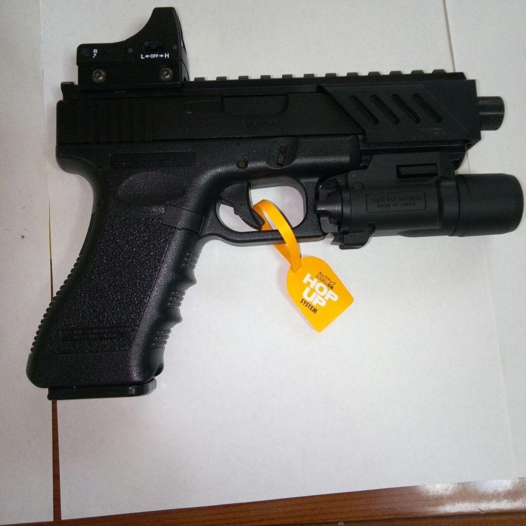 東京マルイ電動グロック18C本体及びバッテリー充電器 付属品は新品のセット