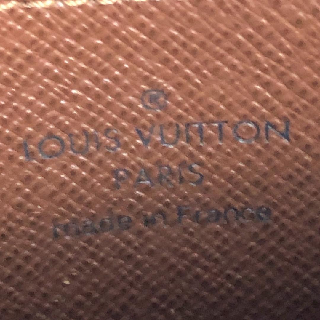 LOUIS VUITTON ルイヴィトン モノグラム ジッピー・パース