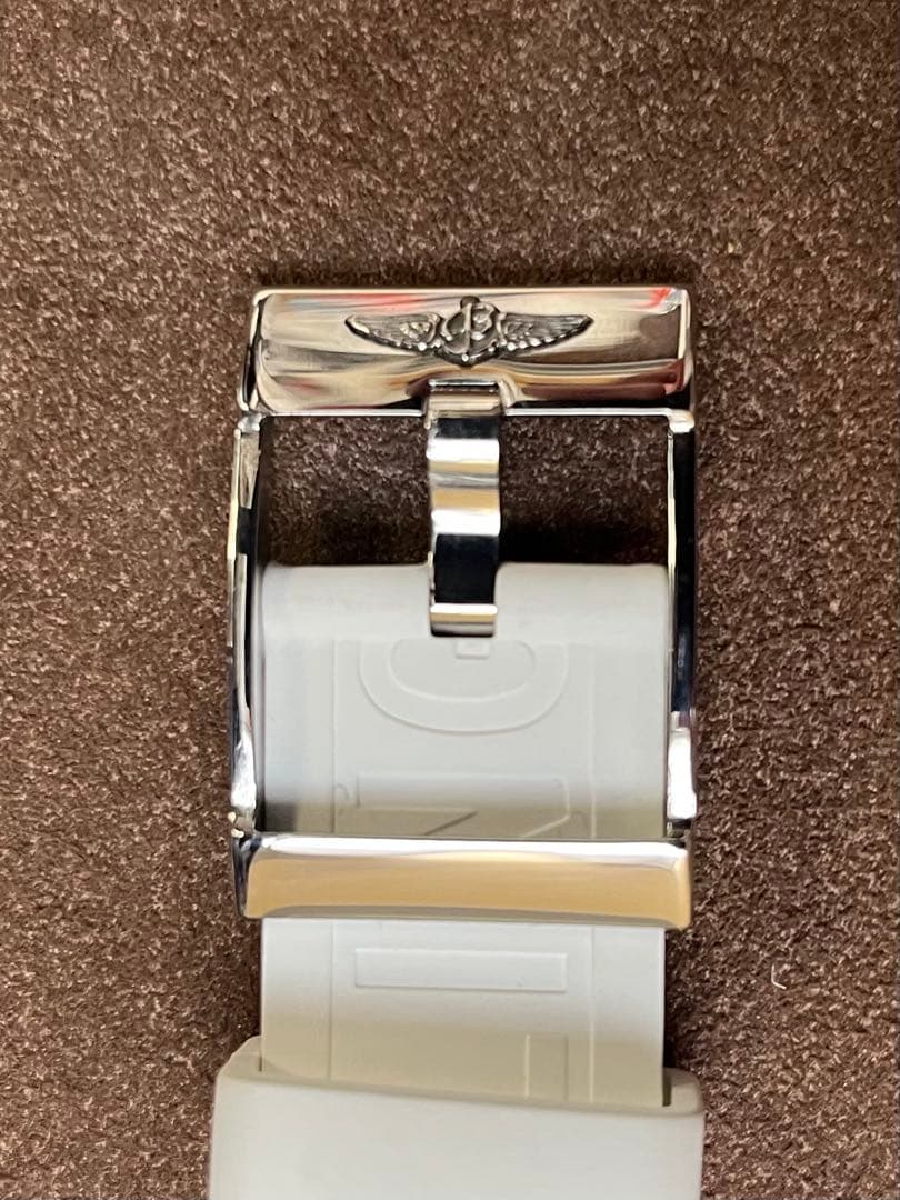 【kenya】ブライトリング ラバーベルト ホワイト 176SS