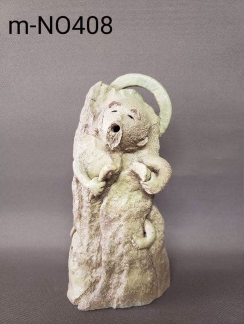 自由へ　陶芸作家の自画像 陶器　高さ24センチ