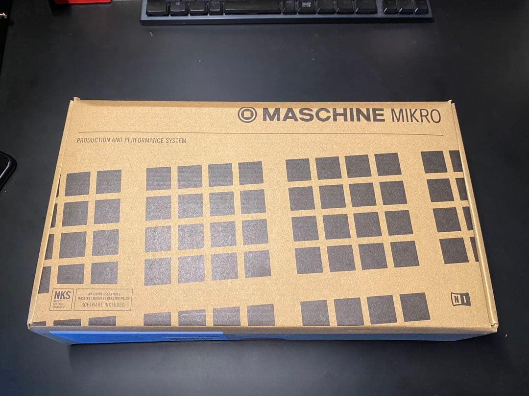 極美品】MASCHINE MIKRO MK3 MIDIパッド 16パッド - メルカリ