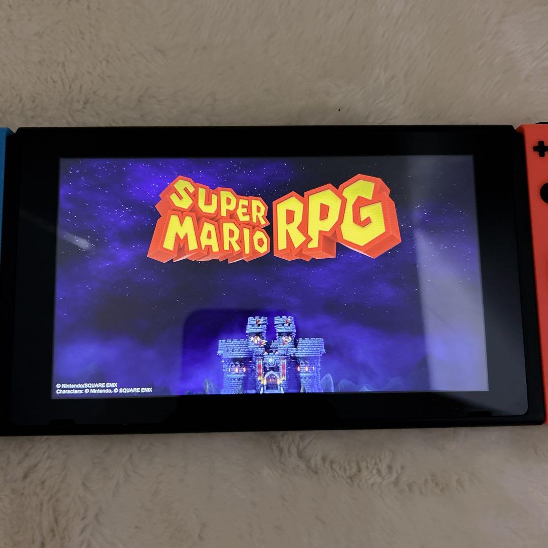 【極美品】ほぼ未使用 ソフト付き Nintendo Switch 本体