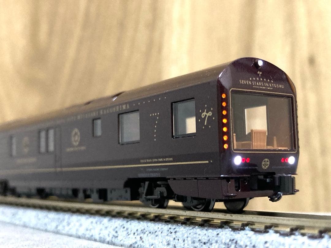【美品】KATO　「ななつ星in九州」　クルーズトレイン　8両セット