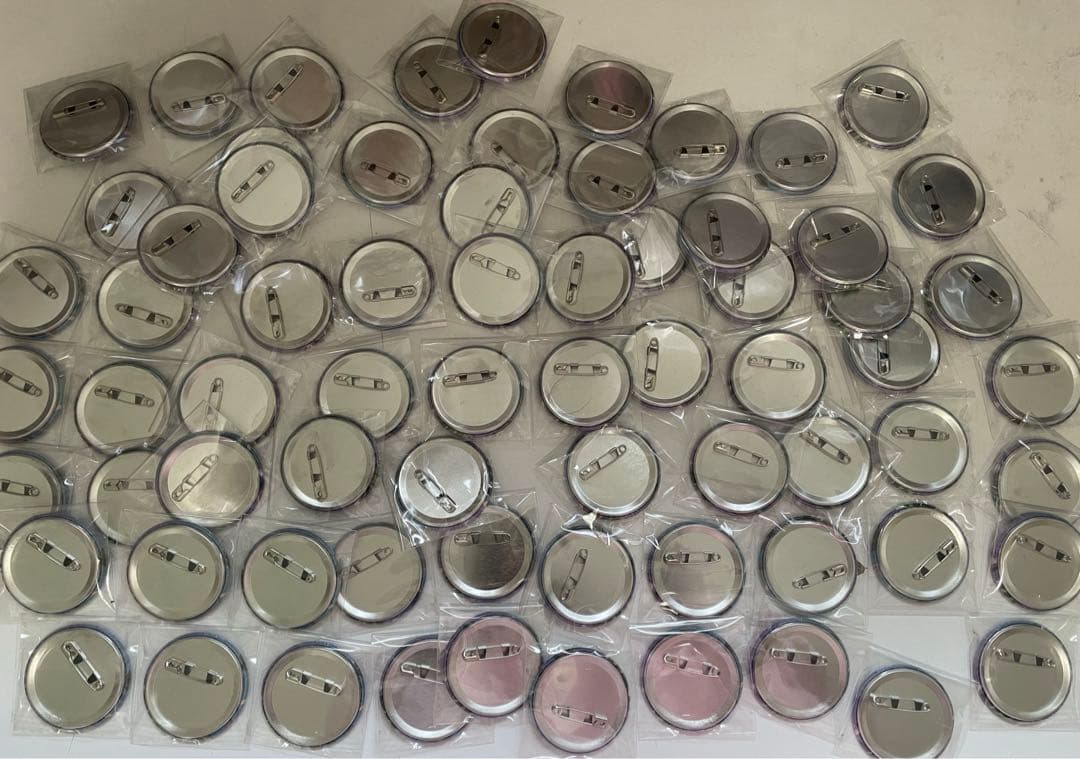 お値下げQ52.うらたぬき 浦島坂田船 date 愚かなオルカ 缶バッジ 等身