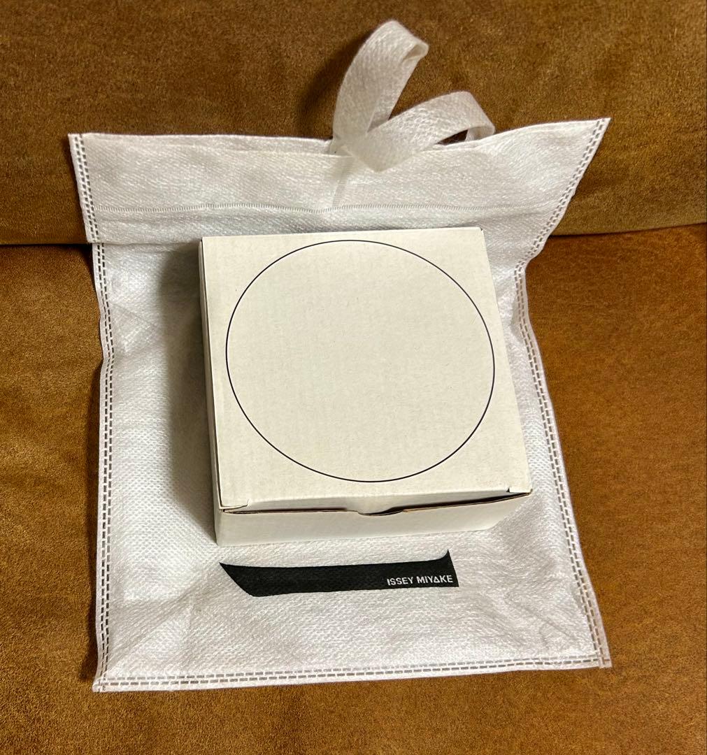 【ISSEY MIYAKEイッセイミヤケ】希少 TO ゴールド　腕時計　電池切れ