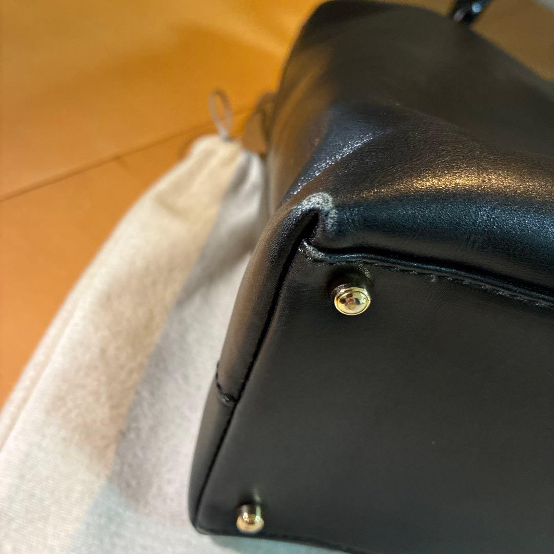 【初売り】GUCCI ブラック レザーハンドバッグ