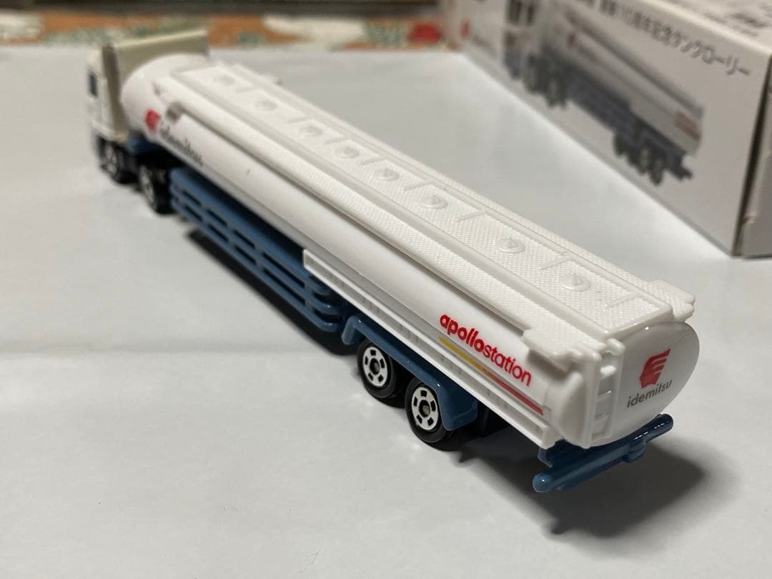 トミカidemitsu 出光興産創業110周年記念タンクローリー 【非売品】