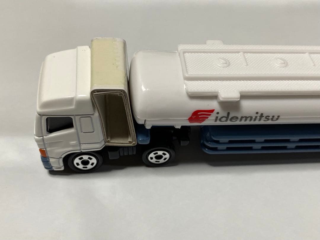 トミカidemitsu 出光興産創業110周年記念タンクローリー 【非売品】