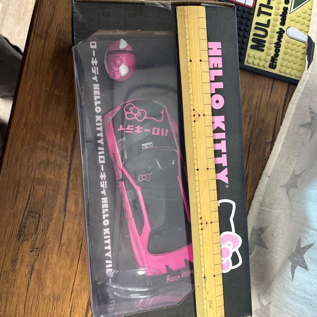 ハローキティ 2002年日産スカイラインGT-R