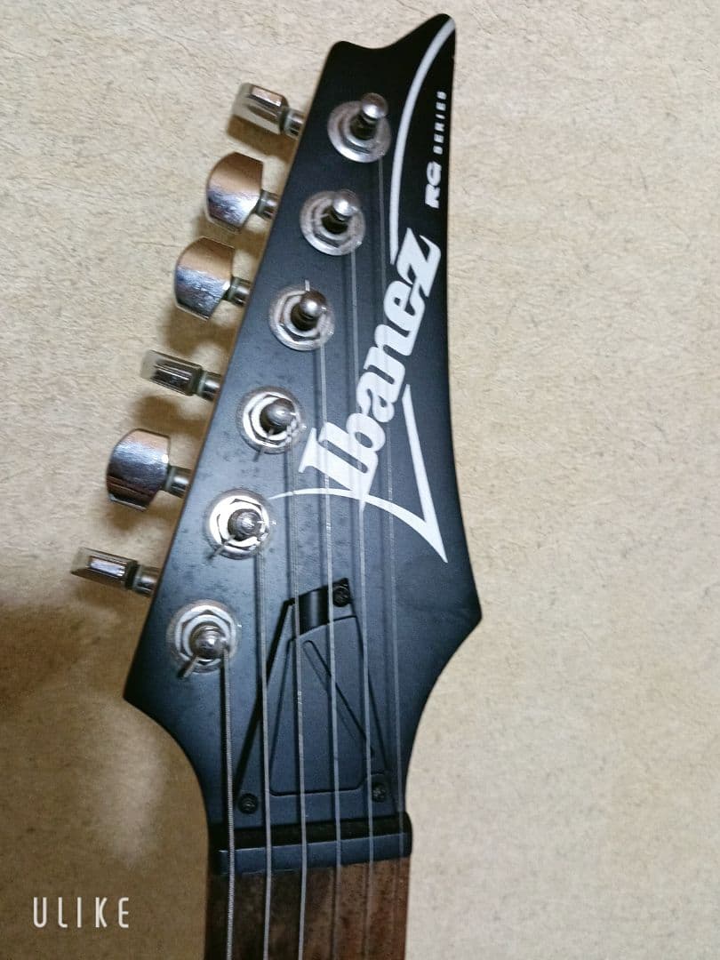 Ibanez rgkp6 カオスパッド搭載ギター