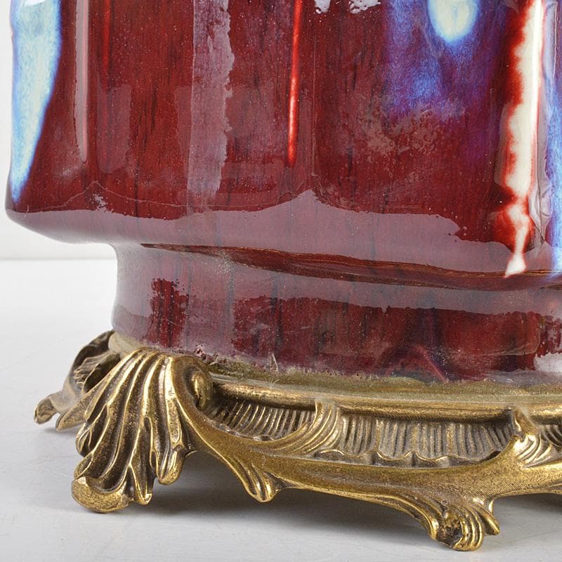 中国 大清乾隆年製款 西洋古銅装飾 辰砂 釉裏紅四方瓶 F R7049F - メルカリ