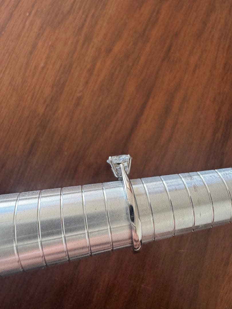 新品未使用 Au750 18K 1ct大粒リング 鑑定書なし