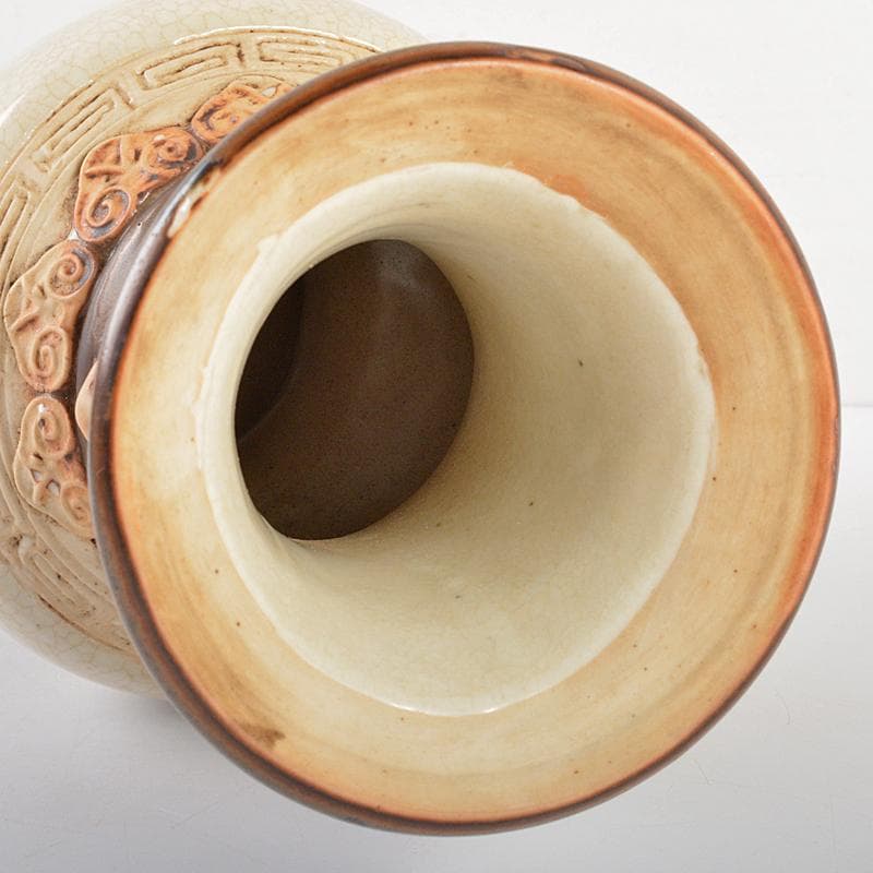 中国 耀州窯青磁 貼神獣面文瓶 唐木台付 在銘 M