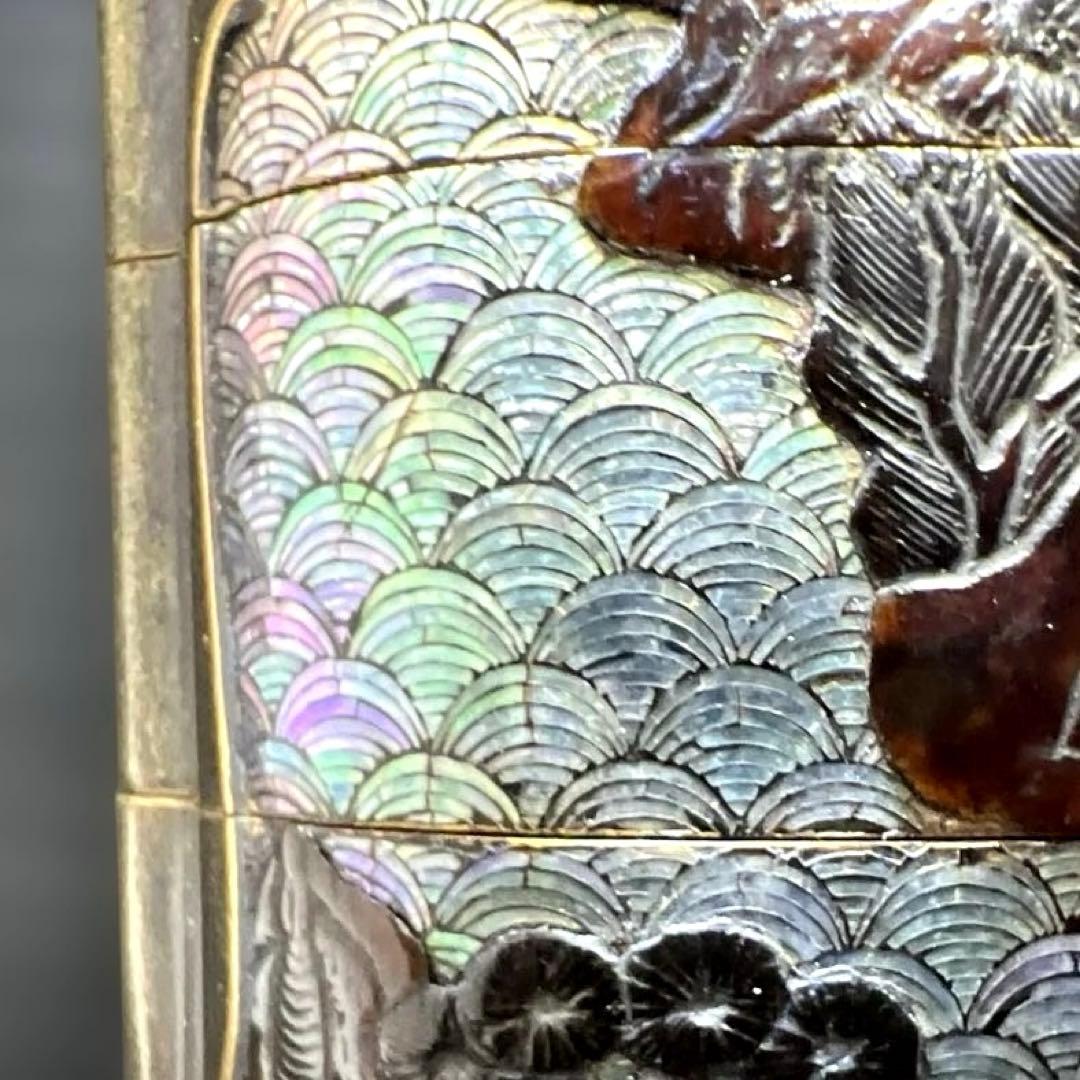 江戸時代 本鼈甲螺鈿象嵌五段印籠 61g 東Y7-1016☆2Fトルニ