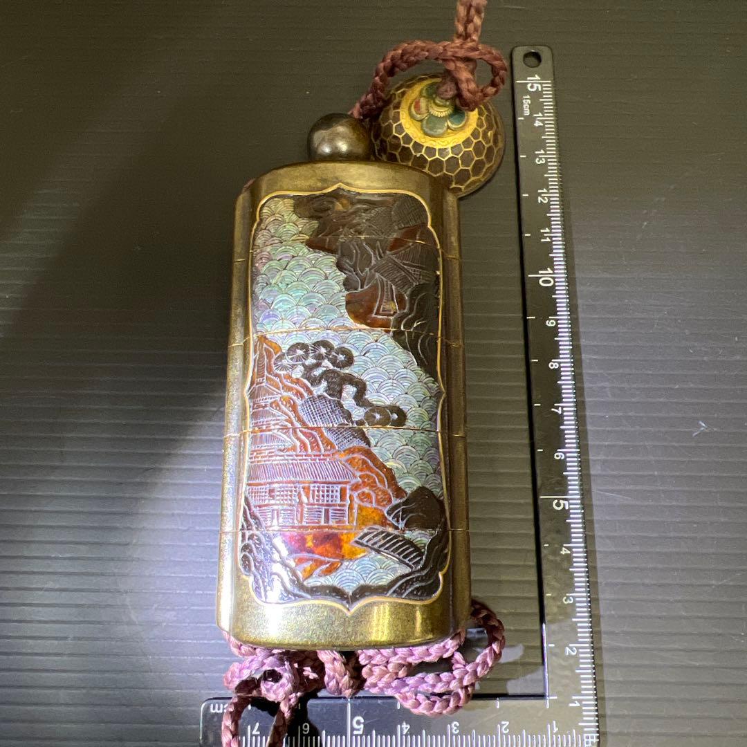 江戸時代　本鼈甲螺鈿象嵌五段印籠　61g 東Y7-1016☆2Fトルニ