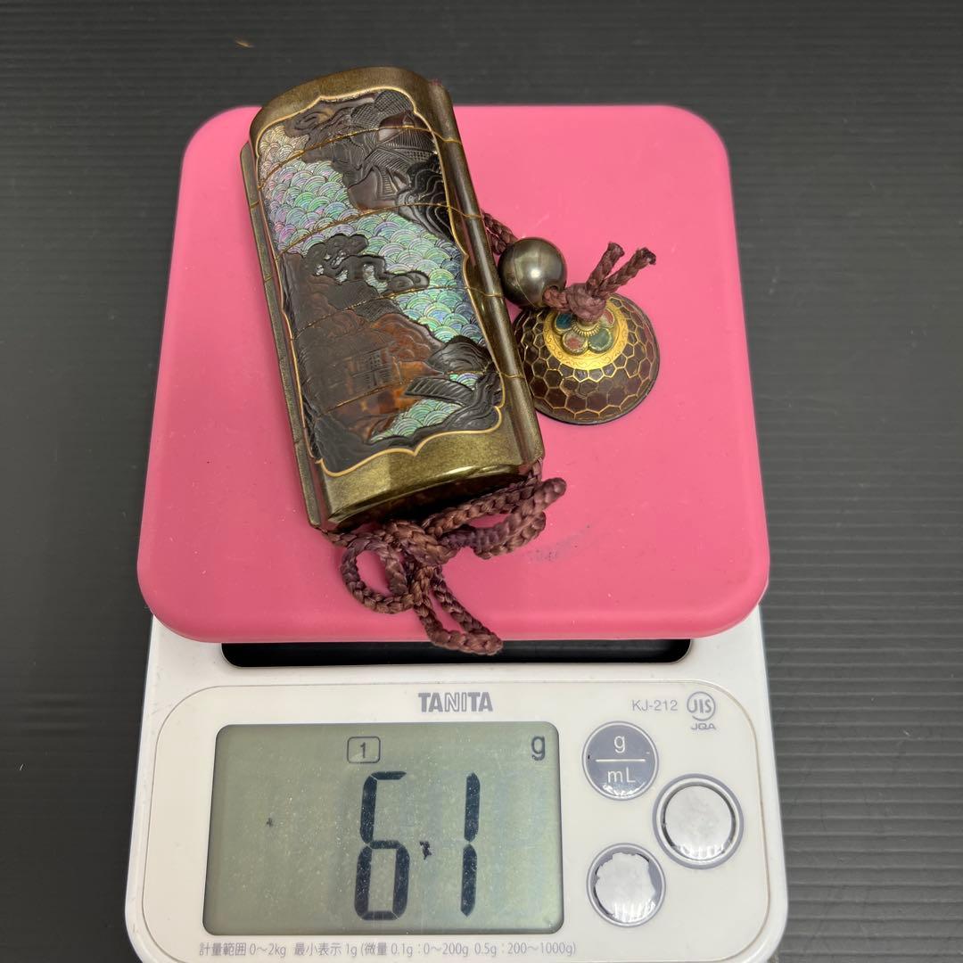 江戸時代 本鼈甲螺鈿象嵌五段印籠 61g 東Y7-1016☆2Fトルニ