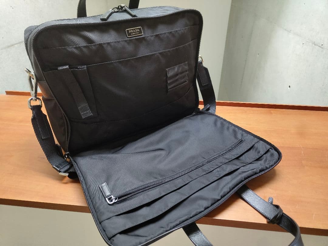 PRADA ブリーフケース ビジネスバッ グナイロン ブラック