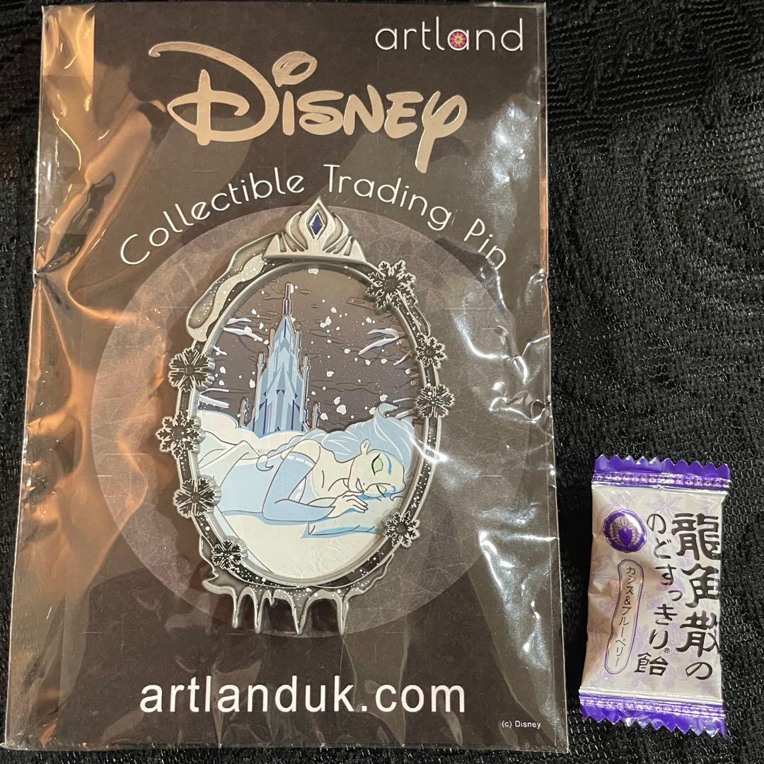 Disney artland エルサ コレクタブルピン