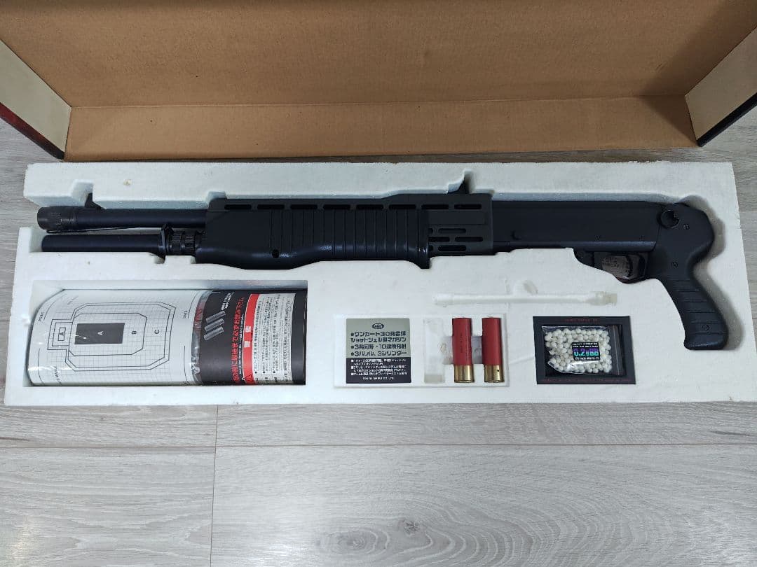 スパス12 ショットシェル、ガンケース、サイト付き スパス12 ショット