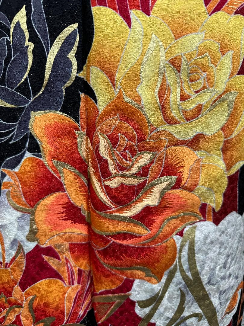 赤黒金 薔薇ゴールド小悪魔ageha系振袖フルセット