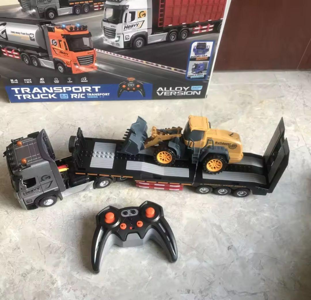 【新品】重機運搬トレーラー ラジコン 鉄製！リアルサウンド＆LEDライト搭載