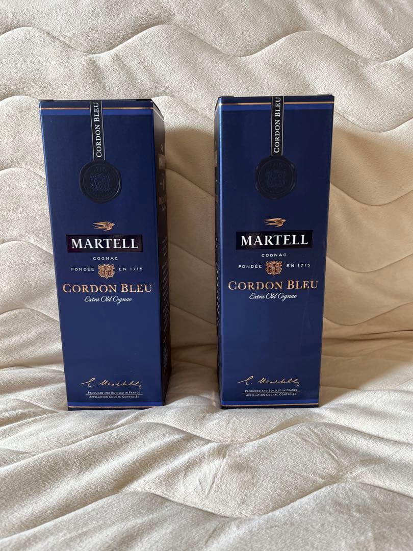 マーテルコルドンブルーブランデー 700ml 2本セット 箱未開封 2本。