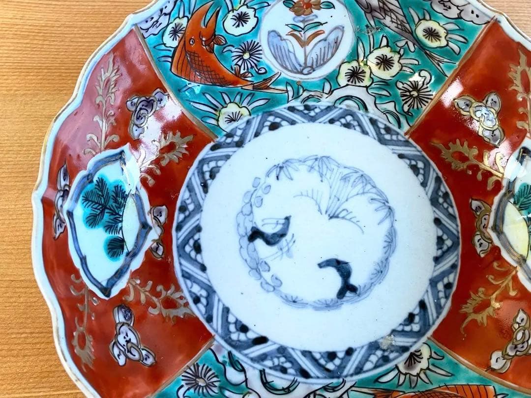 能登蔵出し 古伊万里 色絵金彩 魚窓絵文 大膾皿 /輪花皿 深皿 膾皿