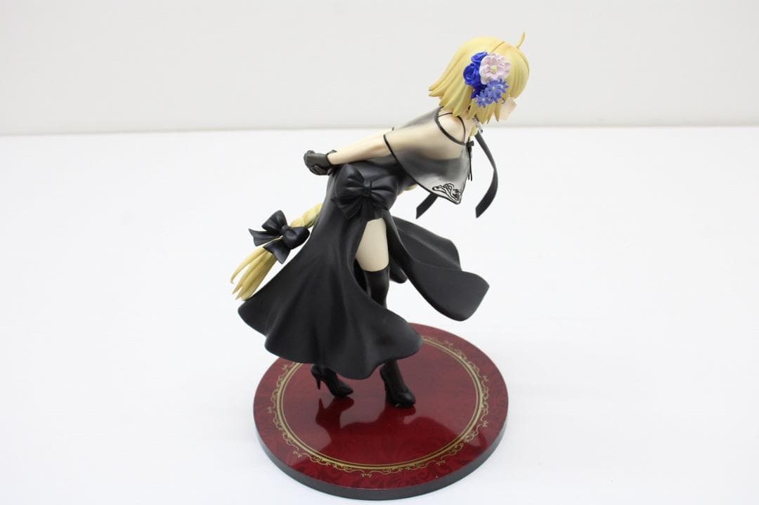 ルーラー/ジャンヌ・ダルク 英霊正装 フィギュア 27-JY0707-05 - メルカリ