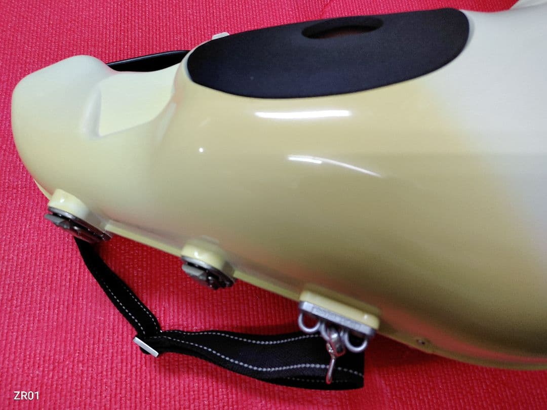 BEST BRASS e-sax アルトサックス　消音器