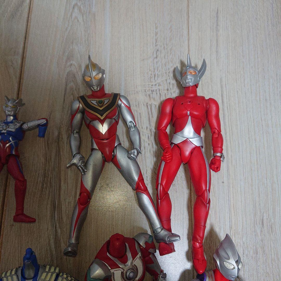 可動式ウルトラマン フィギュア セット