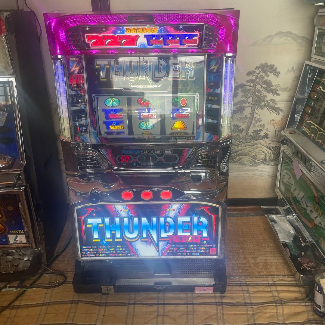 パチスロ 5号機 サンダーV リボルト - メルカリ
