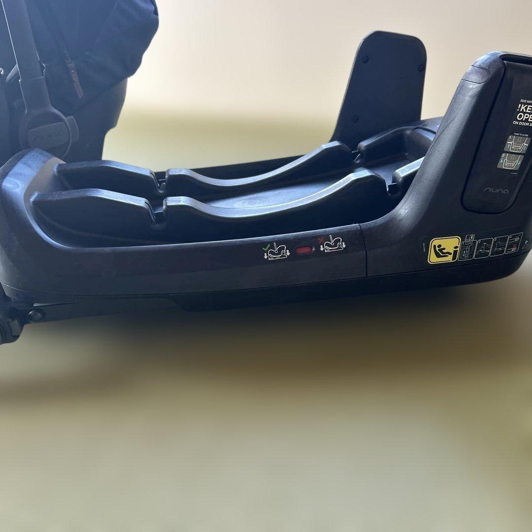 NUNA PIPA NEXT ベビーシート ブラック ベース付き